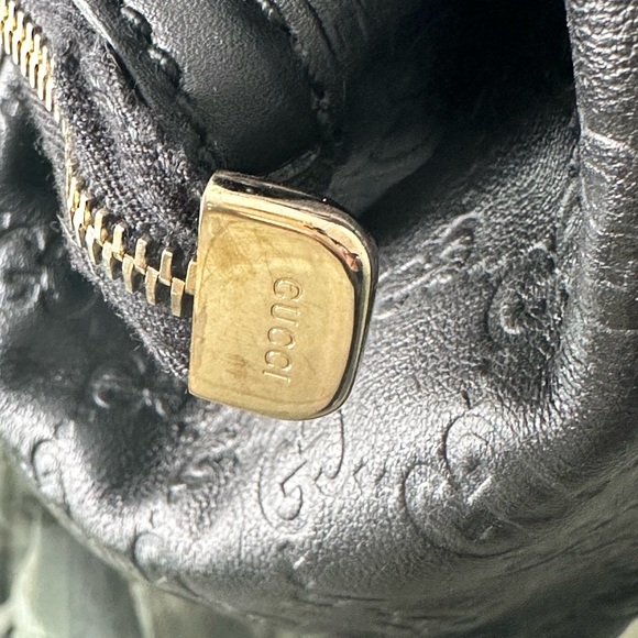 Authentic Gucci Black Sukey Convertible Boston Embossed Leather Shoulder Bag - Picture 3 of 16